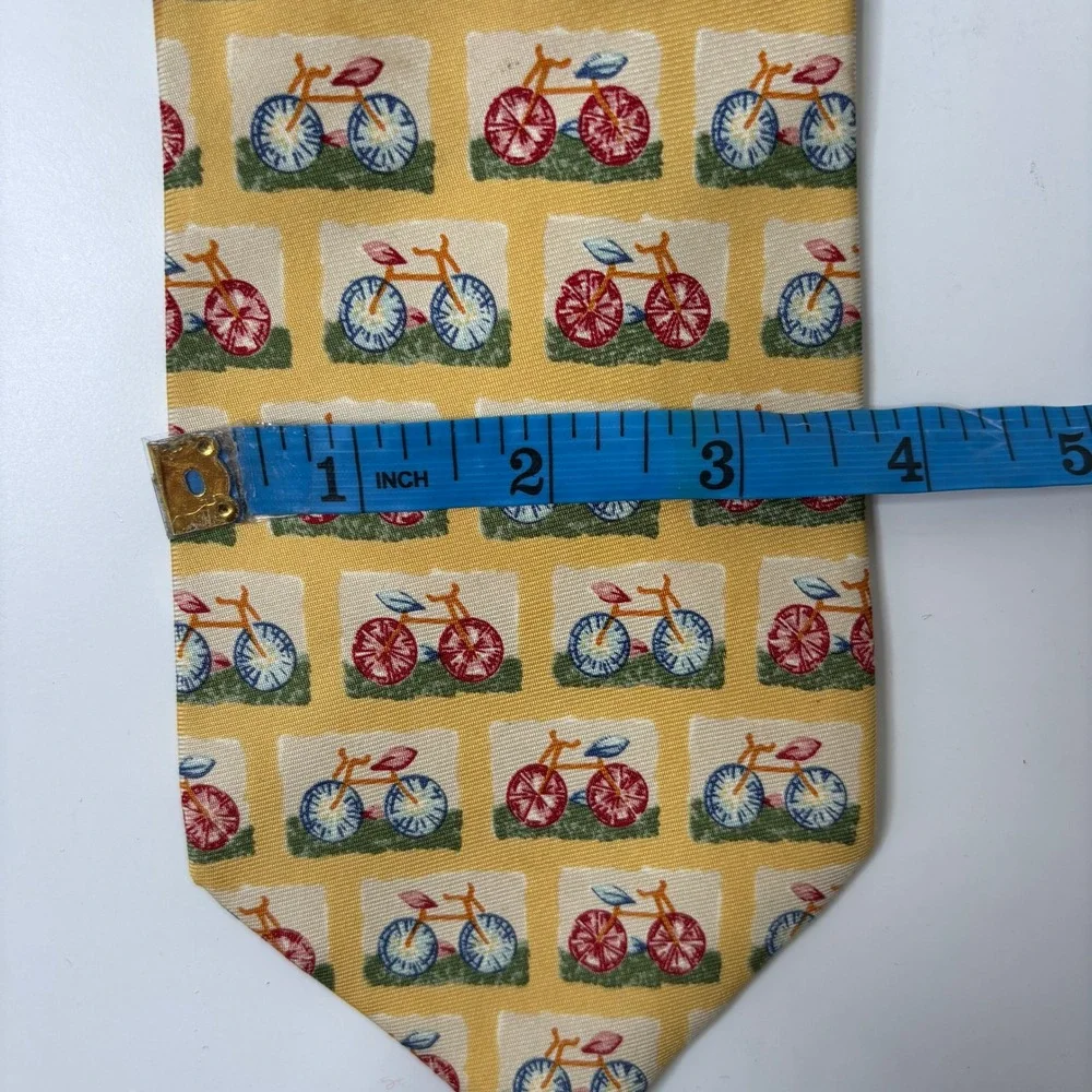 VTG Banana Republic Necktie Bicycle Print Yellow 100% Silk Made in Italy Novelty